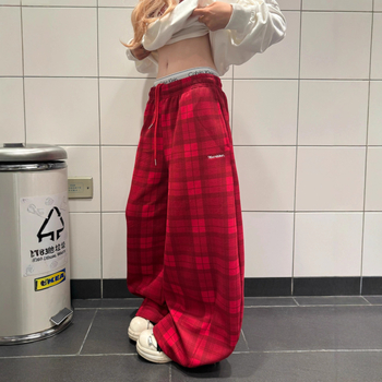 Ženske hlače s retro ulično stilom, crveno karirane, jesenski opušten kroj, sportski stil ističe siluetu, hlače za džez ples s zakrivljenim krojem