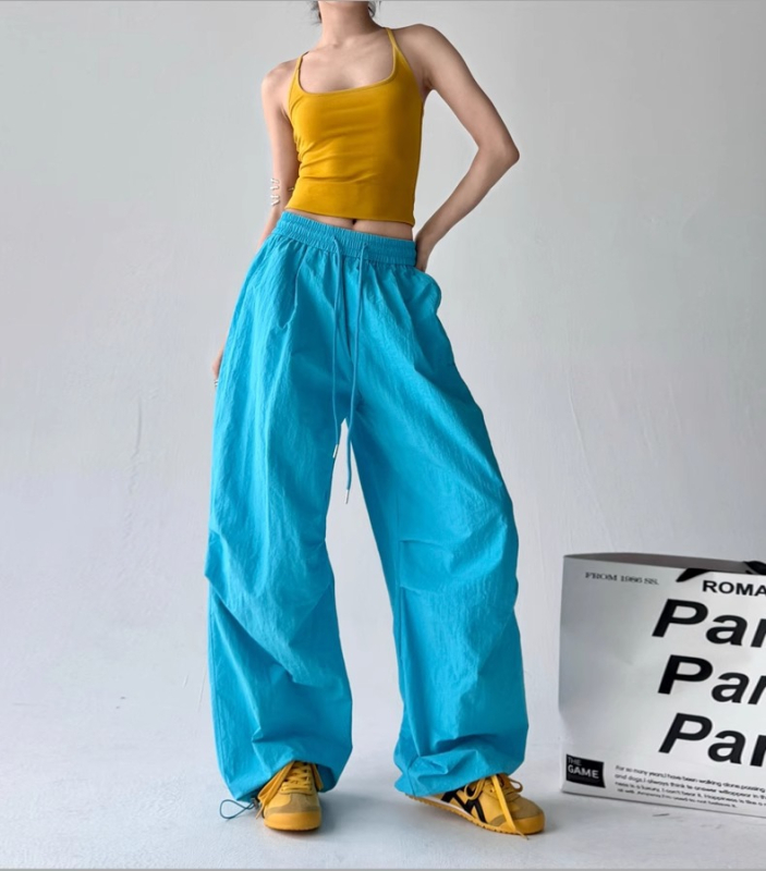 Ženske hlače u američkom retro sportskom stilu, širokog kroja, hip-hop, parašutski stil, plisirane, ravni kroj, casual
