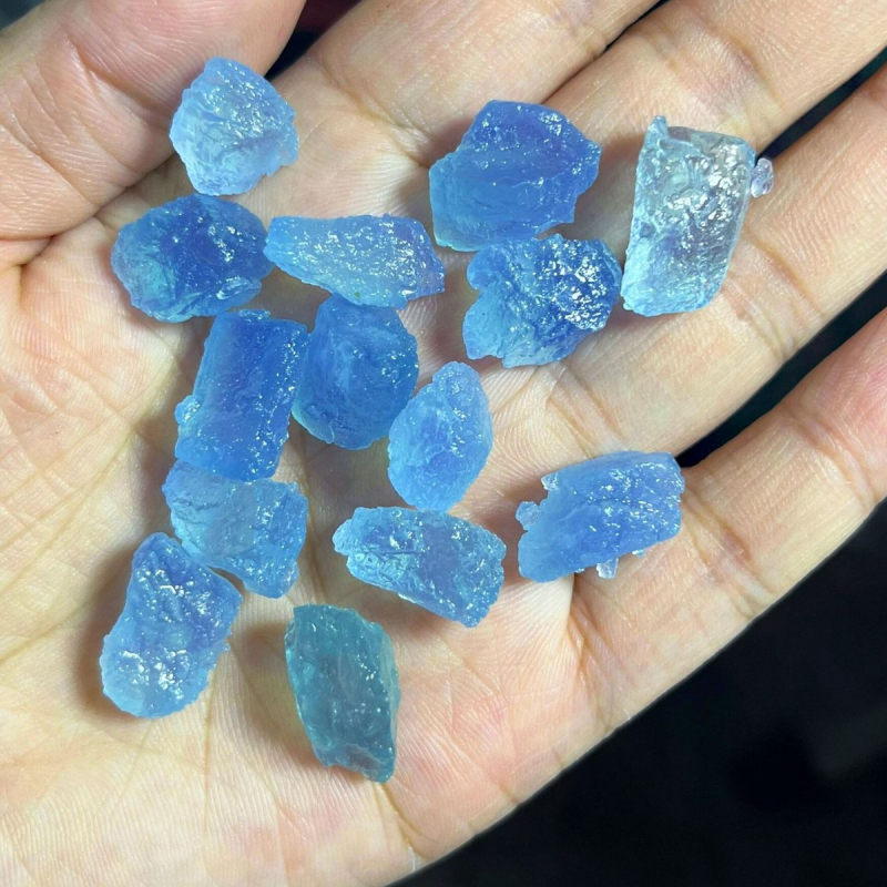 Prirodni akvamarin sirovi kamen, žicom omotan kristal, nepravilnog oblika kamen, ručno izrađeni materijal za DIY nakit