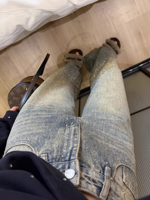 Ženske široke traperice s rhinestones u dizajnu zvjezdadanog neba, jesenska kolekcija, opuštena silueta, denim