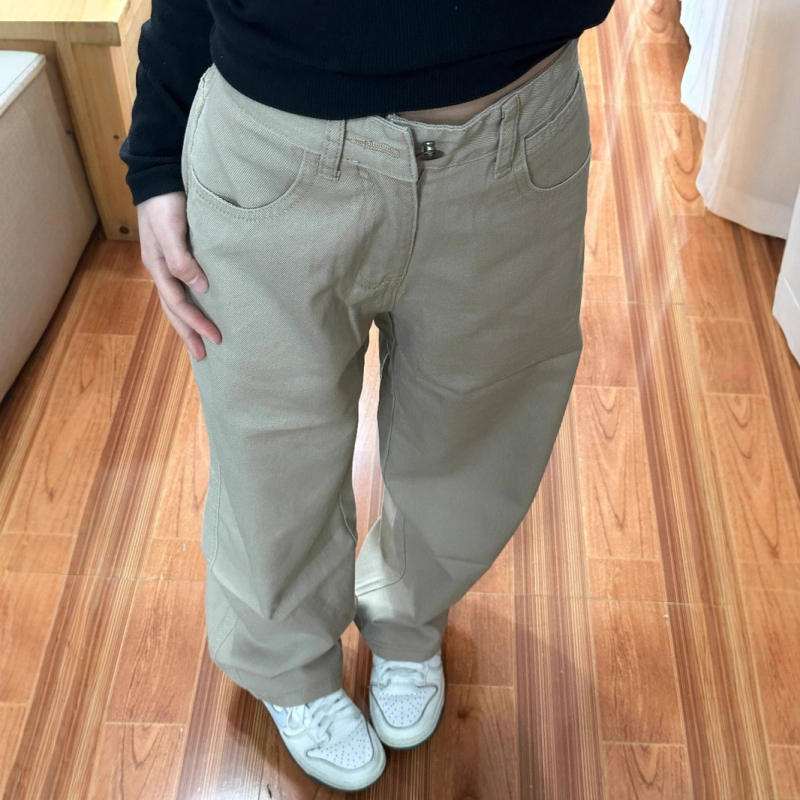 Traperice u hongkonškom stilu, kaki boje, visokim strukom, ležerno ravnog kroja, za žene niskog rasta