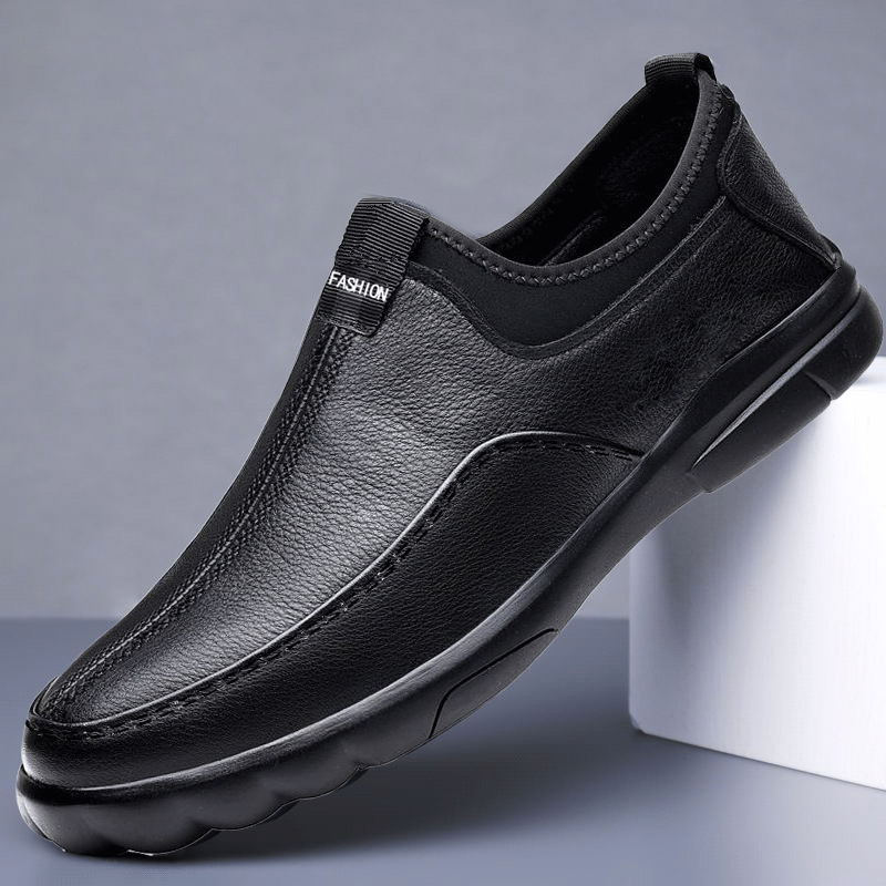 2026-os modell férfi bőrs slip-on cipő, kényelmes, sokoldalú, mindennapi viseletre, laza stílusú, puha talp, kopásálló