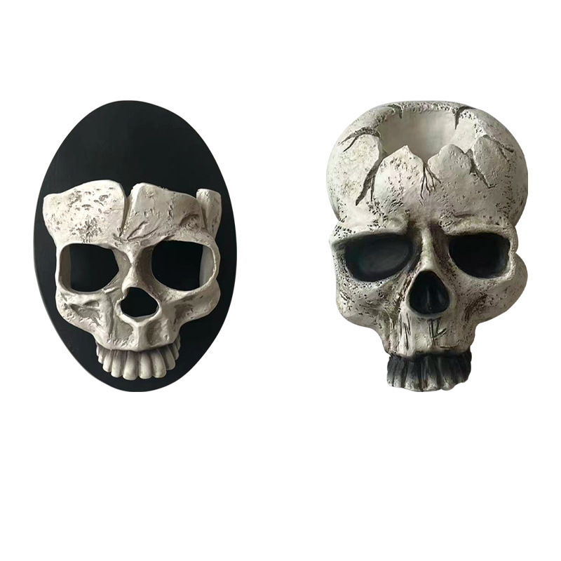 Gothic lebka z živice – nástenný svietnik a dekorácia na Halloween