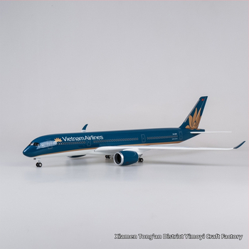47 cm model civilného lietadla Airbus A350 Vietnam Airlines, s LED svetlom, mierka 1:142