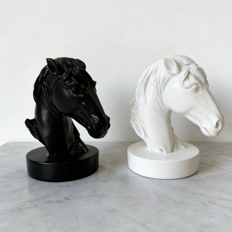 Moderná umelecká figúrka z živice – kôň so zodiakálnou témou, dekor do obývačky