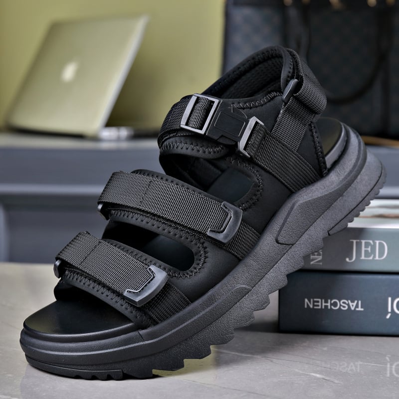 Férfi nyári szandál Velcro-zárással, légáteresztő hálós felsőrész, könnyű habtalp, slip-on