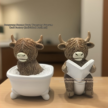 Živicová Highland krava – stolová ozdoba do kúpeľne – dekoratívna figúrka