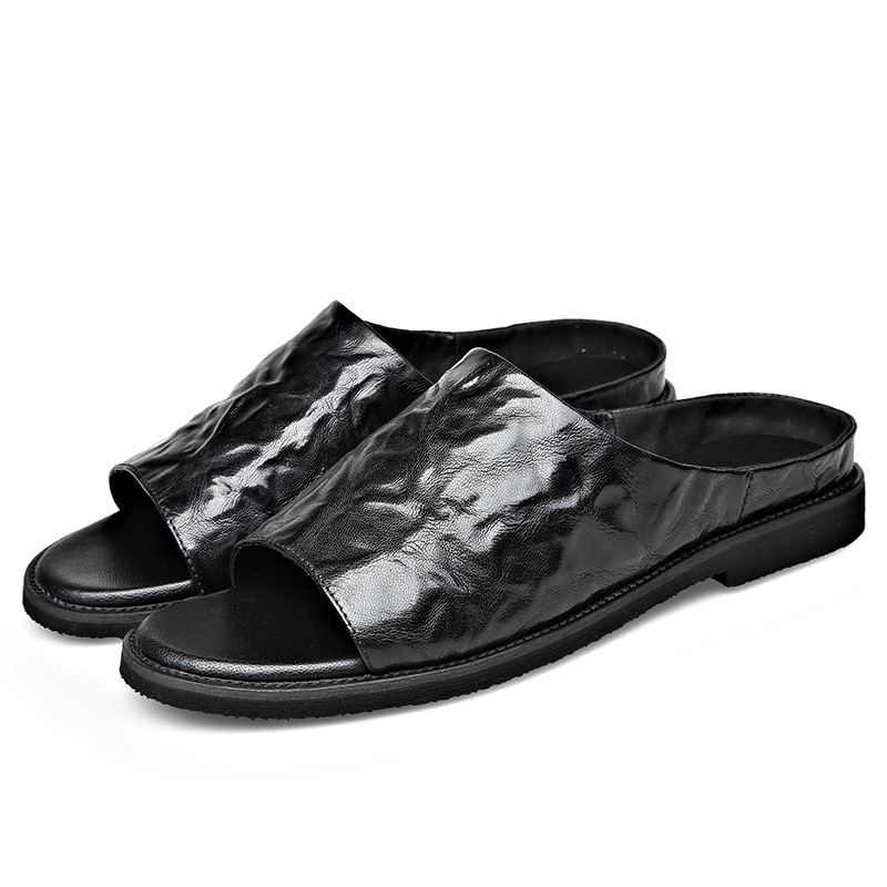 Férfi nyári szandál felsőréteg báránybőrrel, relief mintázatú slip-on, beltéri és kültéri viselet, divatos strand-stílus