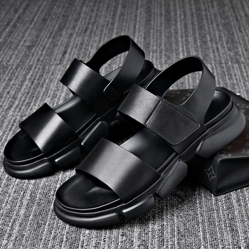 Férfi nyári bőrsandálok, lélegzőek, kényelmesek, könnyűek, Velcro-záras, kültéri használatra.