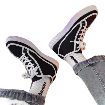 Tavaszi férfi vászon sneaker koreai stílusban – légáteresztő, könnyű, mindennapi, bokáig érő, hegyes orral