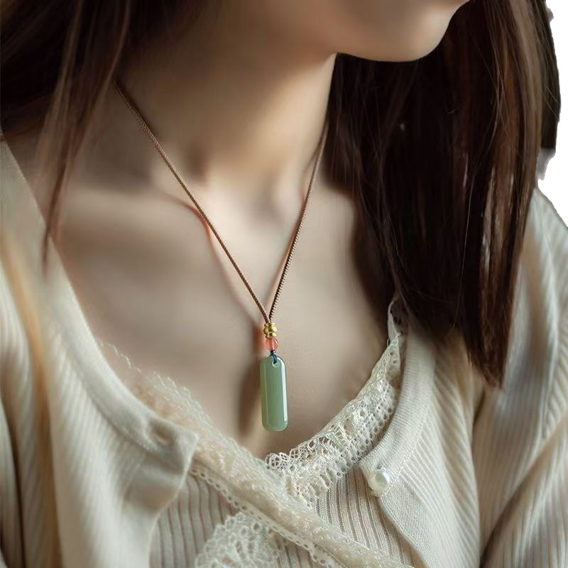 Hetian jade talisman za mir i sigurnost, automobilni ključ i minimalistička svijetlozelen privjesak za muškarce i žene