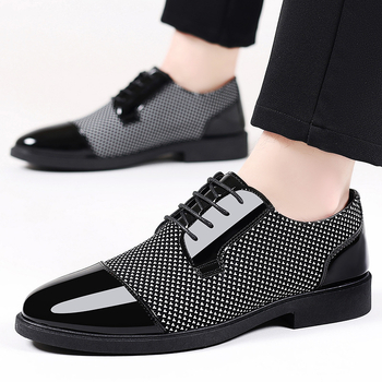 Férfi bőr cipő tavaszra–őszre, üzleti/formális és casual, lélegző, fekete, 1–3 cm-es sarka, hegyes orrú, fűzőkkel, brit stílusú divat