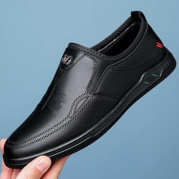 Férfi mindennapi bőr loaferok slip-on kivitelben, kényelmes mindennapi viselet