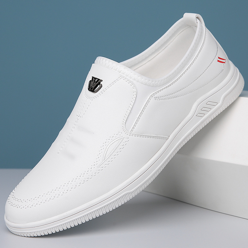 Férfi mindennapi bőr loaferok slip-on kivitelben, kényelmes mindennapi viselet