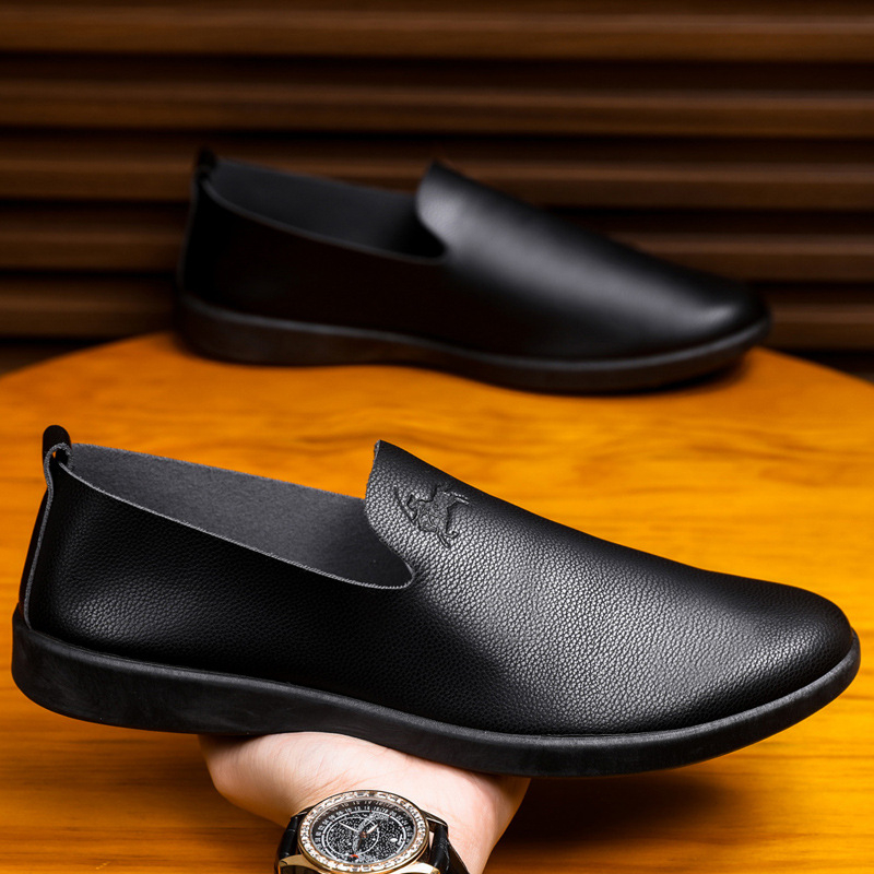 Férfi bőr Slip-On mokaszni koreai stílusban, puha bőr, puha talp, vízálló