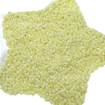 Krem boje rižine perle od stakla, 3 mm, za izradu nakita