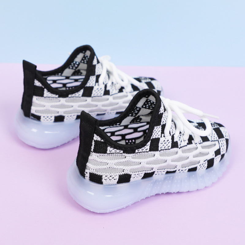 Dječje tenisice Coconut s prozračnim mrežastim gornjim dijelom, Fly-Knit detalji, unisex casual tenisice s mekanim gumijastim potplatom