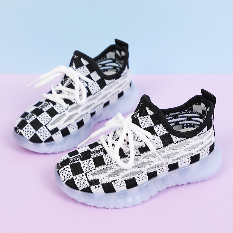 Dječje tenisice Coconut s prozračnim mrežastim gornjim dijelom, Fly-Knit detalji, unisex casual tenisice s mekanim gumijastim potplatom