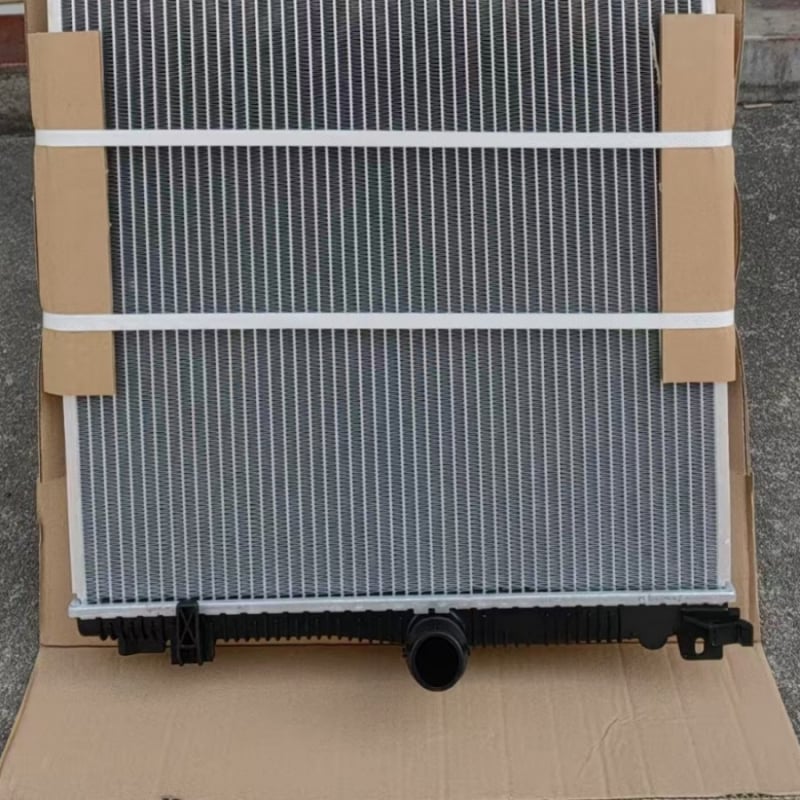 Spremnik rashladne tekućine za BMW M3 M4 G80/G81/G82/G83 17118747893
