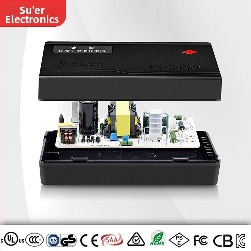 12V Li-ion batériový nabíjač, inteligentný nabíjač, DC výstup 14.6V 5A