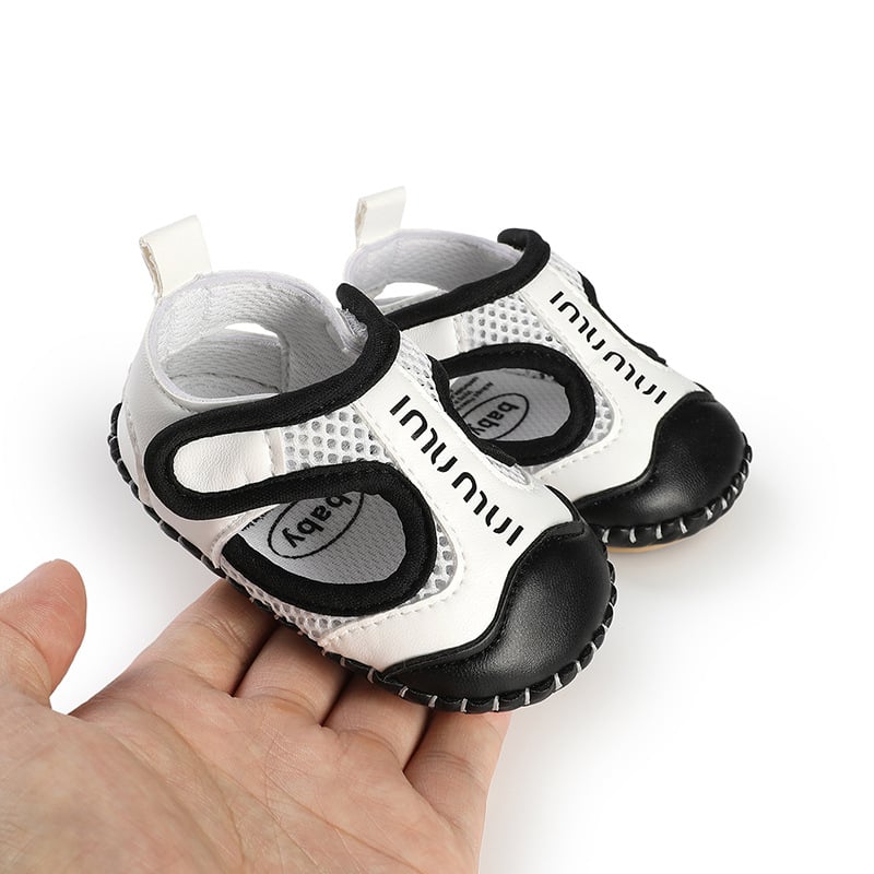 Letnje sandale za bebe i malu djecu, mrežasti prozračan gornji dio, mekana potplat, zatvoren prst, zaštita od udaranja, zatvaranje Velcro, unisex, uzrast 12–36 mjeseci