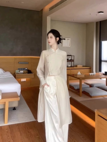Új kínai stílusú női tea ruha Zen ihletésével, nyugodt elegancia, régi pénz-stílusú hangulat — tavaszi komplett szett.