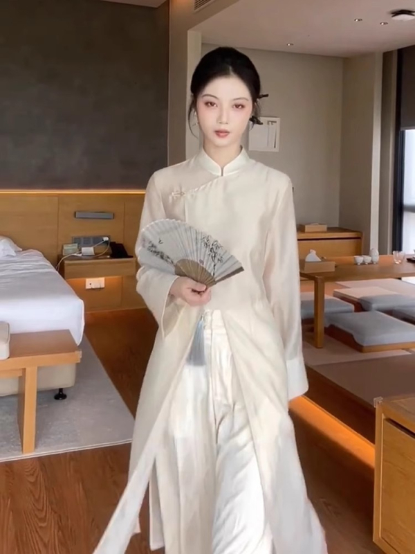 Új kínai stílusú női tea ruha Zen ihletésével, nyugodt elegancia, régi pénz-stílusú hangulat — tavaszi komplett szett.
