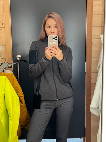 Női fleece dzseki álló gallérral és cipzárral, mindennapi sportos stílus, Slim fit, Cleanfit