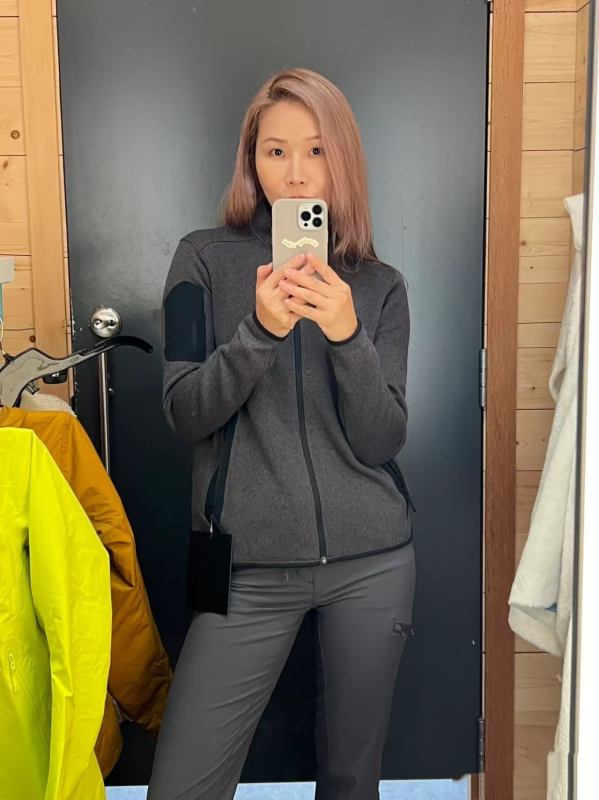 Női fleece dzseki álló gallérral és cipzárral, mindennapi sportos stílus, Slim fit, Cleanfit