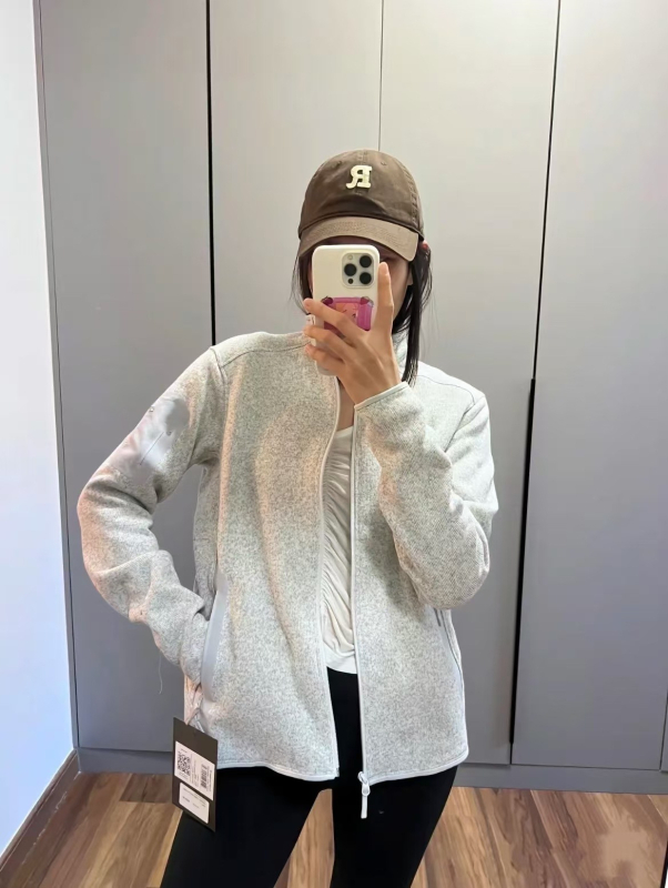 Női fleece dzseki álló gallérral és cipzárral, mindennapi sportos stílus, Slim fit, Cleanfit