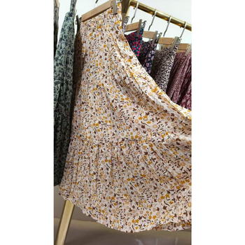 Μίντι φούστα chiffon με φλοράλ σχέδιο, γαλλικού στυλ, ελαστική ζώνη μέσης, κολακεύει τη σιλουέτα, απαλό και ονειρικό στυλ