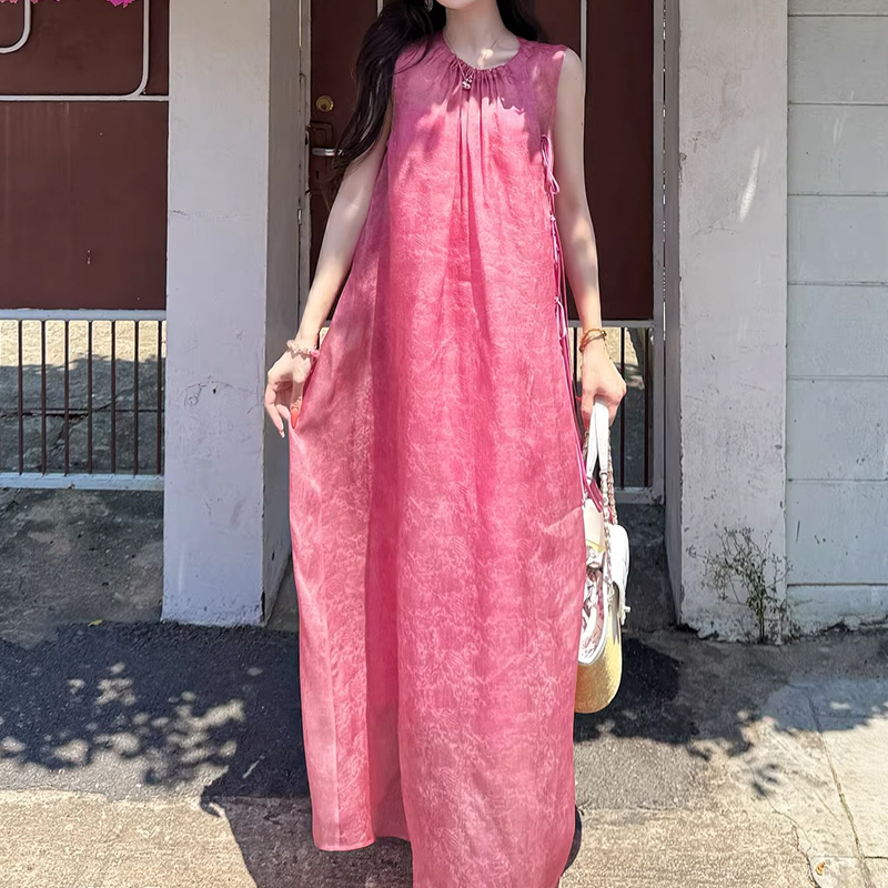 Σετ δύο τεμαχίων από μεταξωτό tie-dye halter φόρεμα για καλοκαιρινές διακοπές στην παραλία, μικρό μέγεθος