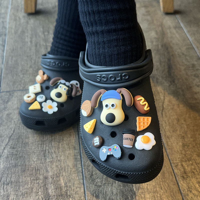 Dodatna oprema za Crocs papuče – DIY dekorativne kopče s motivom crtani letajući pas