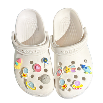 Dekorativna spona s cvijetom od smole za sandale u Crocs stilu
