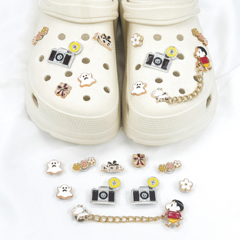 26 novih odvojivih ukrasa Crayon Shin-Chan i set cvjetova za Crocs