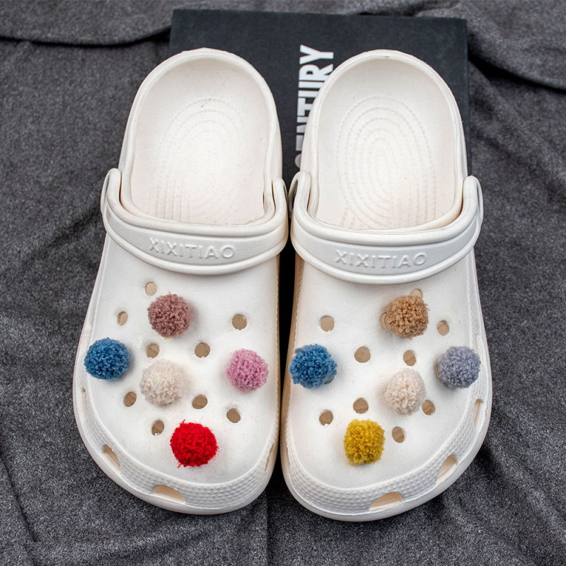 Odvojiva pliš gumb dekoracije obuće Crocs stila, nadahnut Carlochi