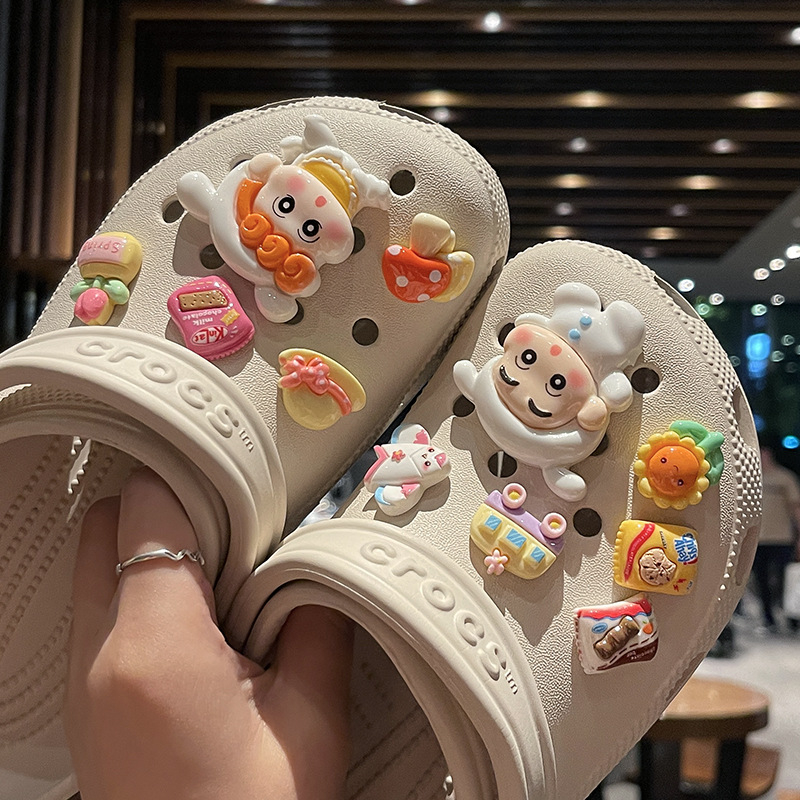 Dekorativne kopče za Crocs-stil sandale — DIY pribor Calochi s dizajnom suncokreta
