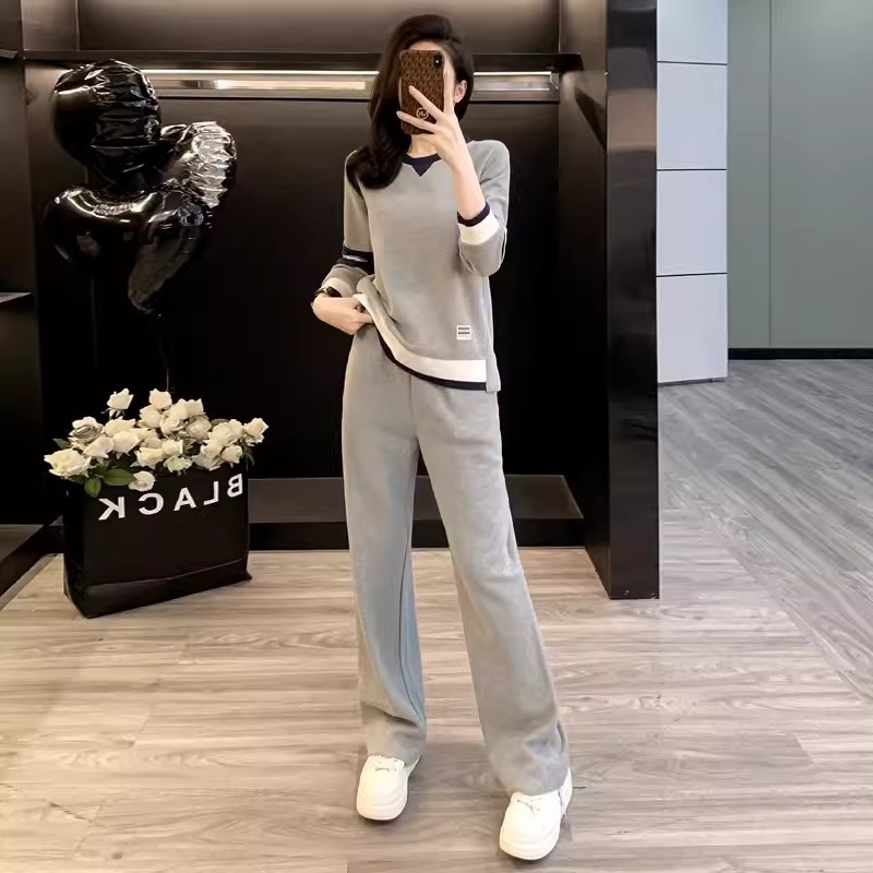Ženski dvodijelni casual sportski set u sivom pamuku