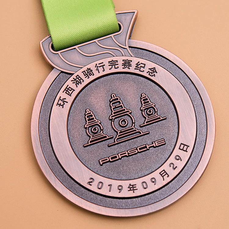 Prilagodljiva metalna medalja s emajliranim premazom za maratonsko događanje – prigodna nagrada s reljefom klasja pšenice, zlatna, srebrna ili bakrena završnica
