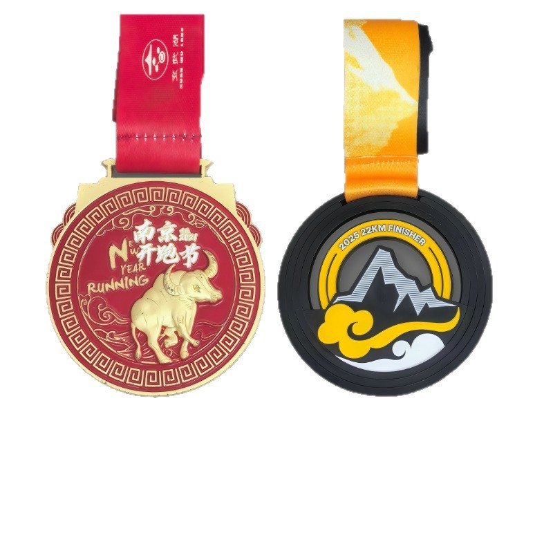 Metalne medalje za dječje maratonske i sprint natjecanja, prigodne emajlirane medalje zlatne, srebrne i brončane