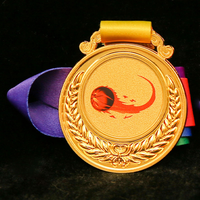 Metalna medalja za utrku s naljepnicom od zlatog folije, nagrada vrtić maratona, prilagodljiva sportska medalja