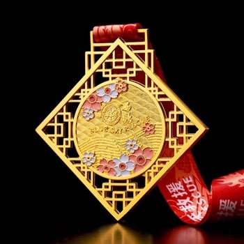 Metalna medalja za maraton za djecu — prigodna značka s prilagođenim kalupom