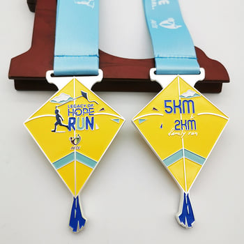 Prilagođena medalja za maraton od cinkove legure s otiskom logotipa