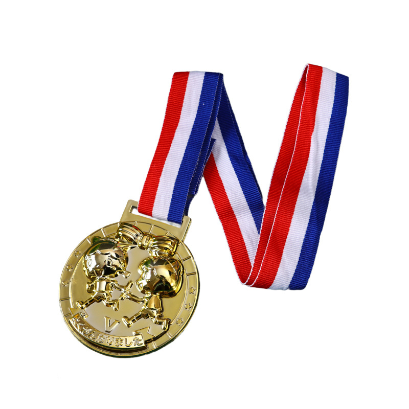Prilagođena metalna medalja za sportska događanja i maratone, zlatno pozlaćena s graviranim tekstom, za učenike i djecu vrtića