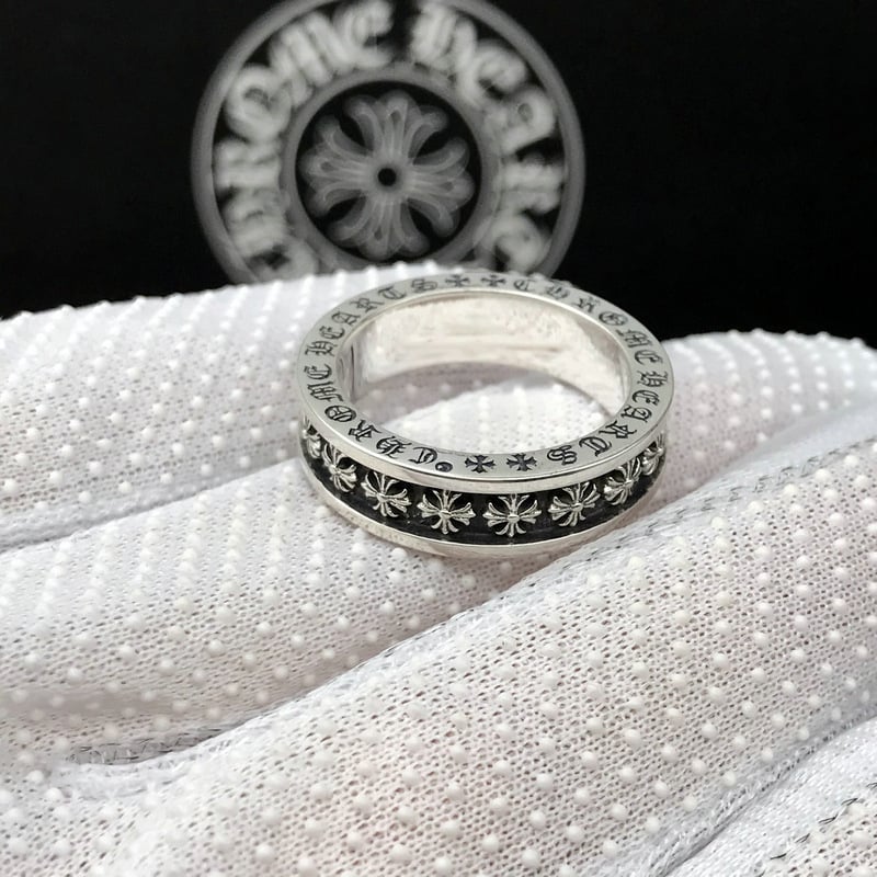 Prsten s križem i cvijećem – vintage geometrijski bakreni prsten za unisex