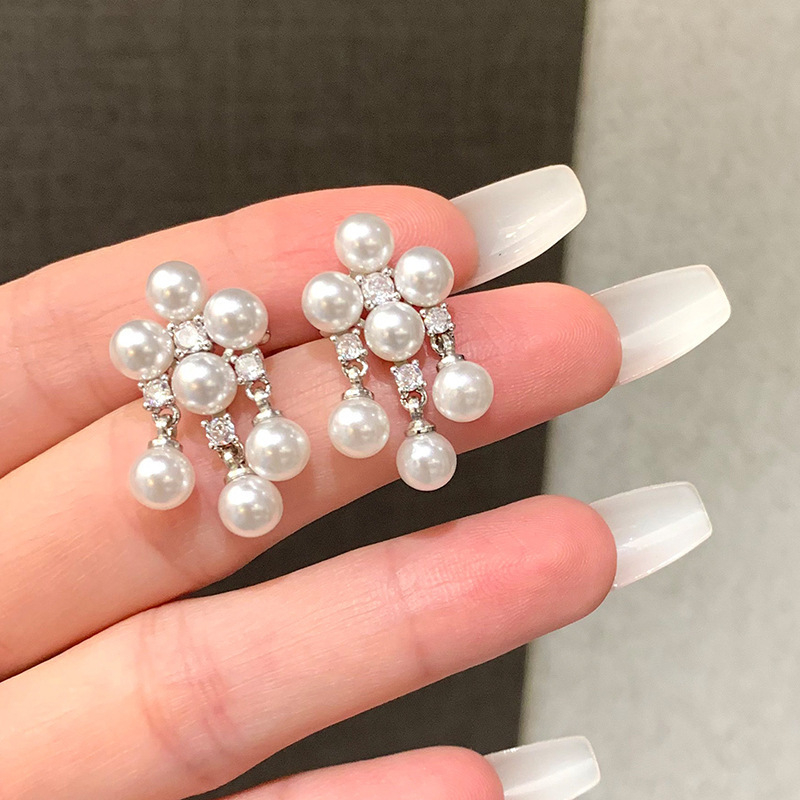 Clipsuri pentru urechi cu zirconiu și perlă, stil franțuzesc, senzație ușoară de lux, fără piercing, accesorii pentru urechi moderne și elegante