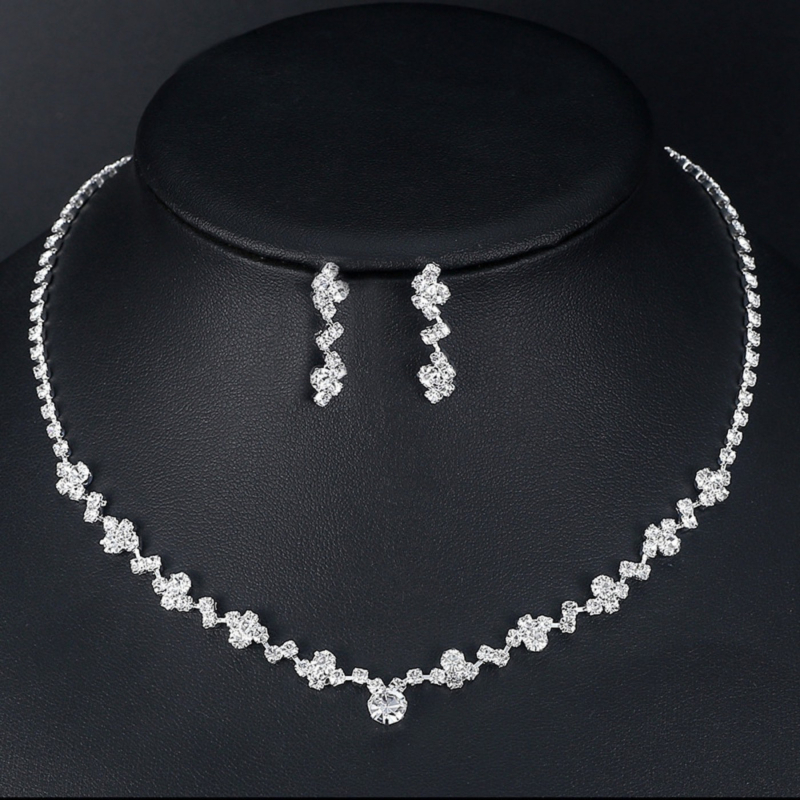 Set ogrlice s rhinestones za nevjestu: dugački kandža lanac, svestrane naušnice i narukvica u elegantnom europskom luksuznom stilu