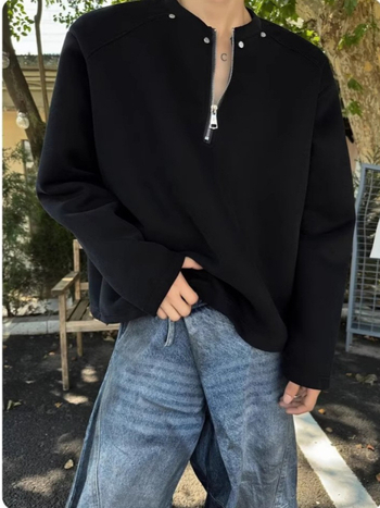 Cleanfit fekete fél-zipos férfi pulóver, tavasz–ősz, prémium streetwear vállpárnázott