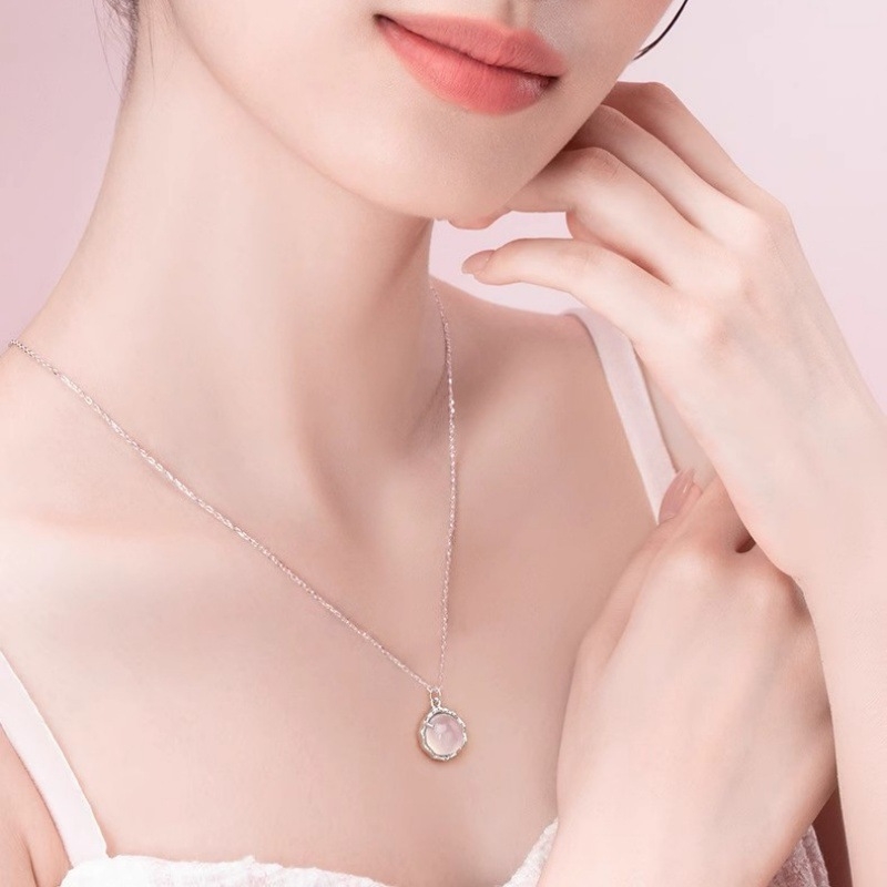 Lychee Ice ogrlica za žene — bakreni geometrijski privjesak s kalcedonom, duljina 41–50 cm