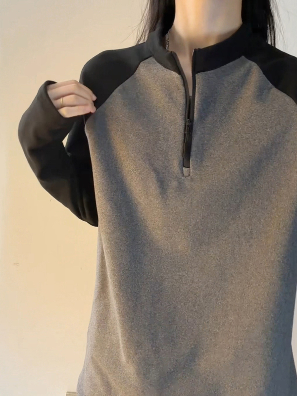 Férfi félzipzáras fleece alapréteg, színblokkokkal, álló gallér, hosszú ujjú